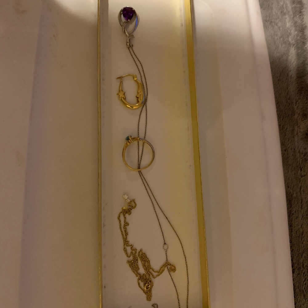 14kt 6.6 grams gold lot